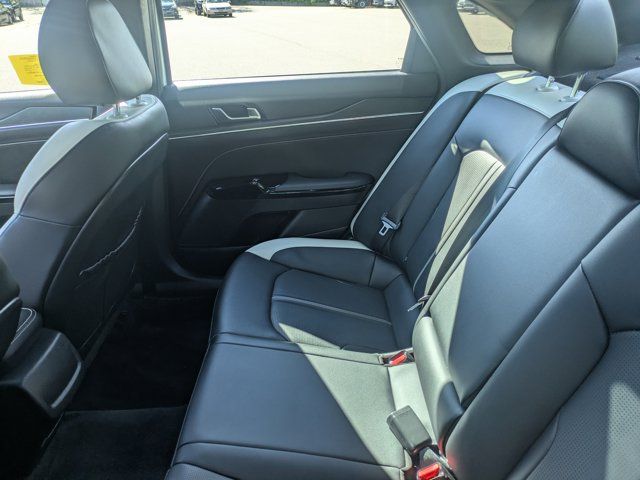 Used 2025 Kia K5 GT-Line w/ GT-Line Premium Package AWD/4WD image 17