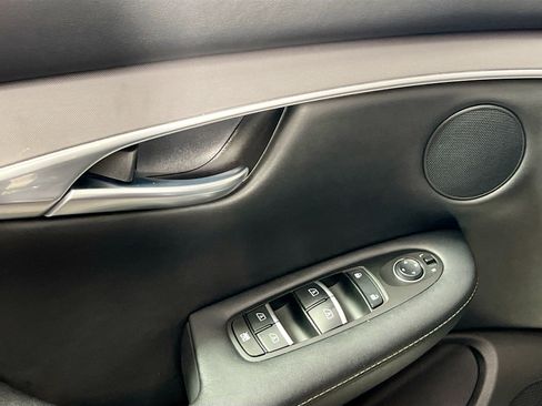 Used 2023 INFINITI QX50 Pure image 16