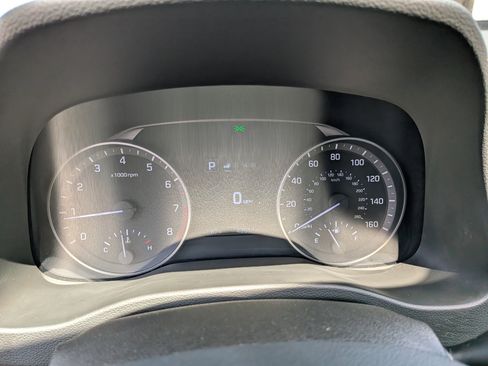 Used 2018 Hyundai Elantra SEL FWD image 26