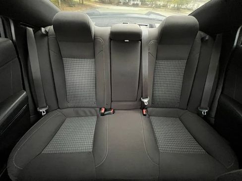 Used 2019 Dodge Charger R/T w/ Blacktop Package RWD image 26
