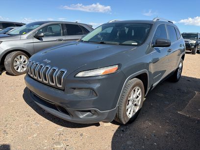 Used 2018 Jeep Cherokee Latitude Plus w/ Trailer Tow Group