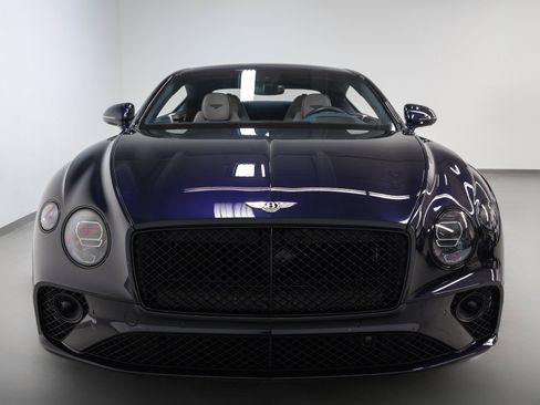 Used 2024 Bentley Continental GT image 8