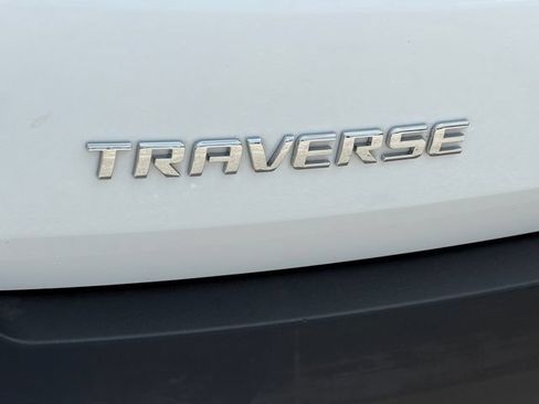 Used 2019 Chevrolet Traverse LS FWD image 9