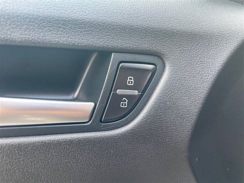 Used 2013 Audi A4 Prestige image 59