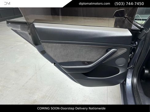 Used 2023 Tesla Model 3 Performance image 25