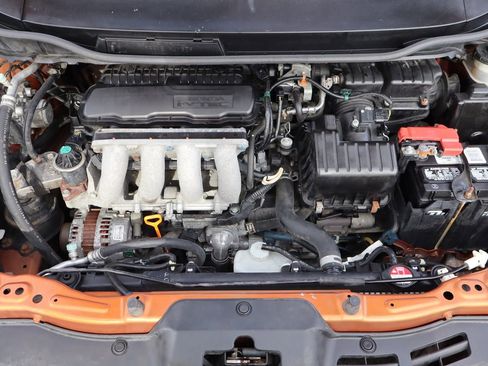 Used 2010 Honda Fit Sport image 37