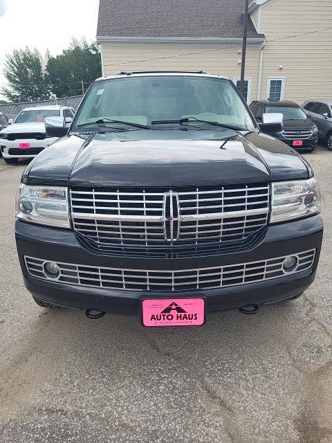 Used 2013 Lincoln Navigator 4WD w/ HD Trailer Tow Pkg image 21