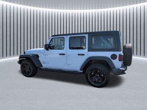 Used 2021 Jeep Wrangler Unlimited Sport AWD/4WD image 10
