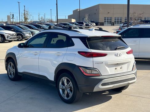 Used 2022 Hyundai Kona SEL w/ Convenience Package image 10