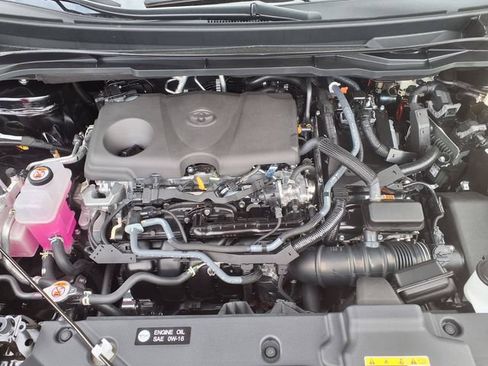 Used 2026 Toyota Sienna Limited FWD image 30