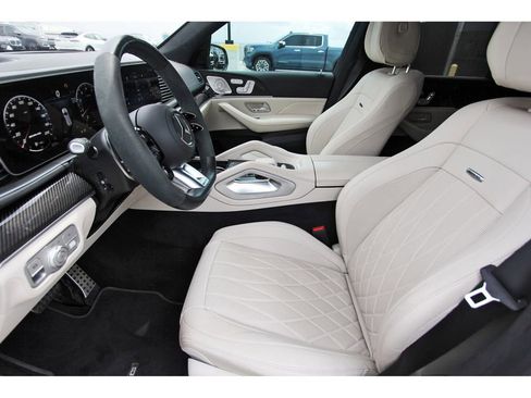 Used 2025 Mercedes-Benz GLS 63 AMG 4MATIC image 6