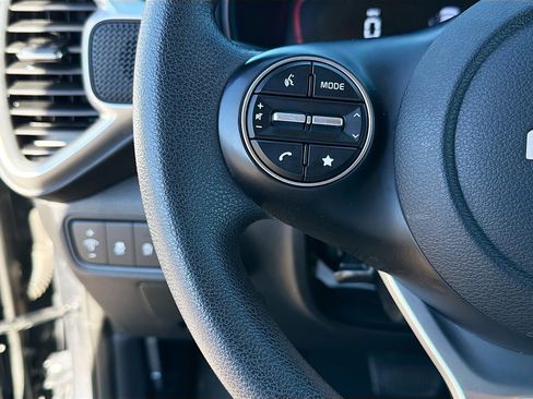 Used 2024 Kia Soul LX w/ Option Group 015 image 34