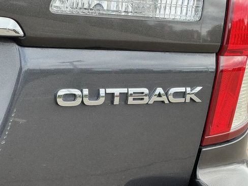 Used 2008 Subaru Outback 2.5i Limited AWD/4WD image 24