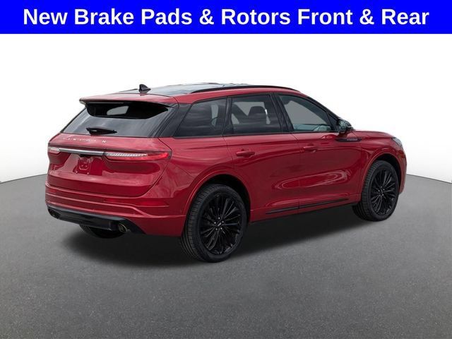 Used 2023 Lincoln Corsair Reserve w/ Equipment Group 202A AWD/4WD image 3