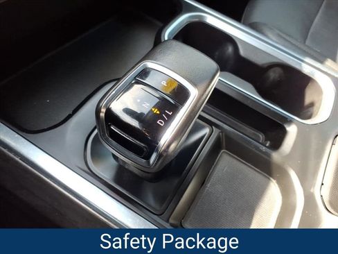 Certified 2022 Chevrolet Silverado 1500 LTZ w/ LTZ Premium Package image 10