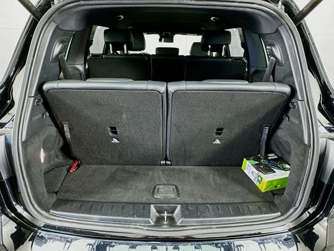 Used 2024 Mercedes-Benz EQB 250+ image 29