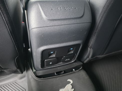 Used 2023 Ford Bronco Wildtrak AWD/4WD image 13