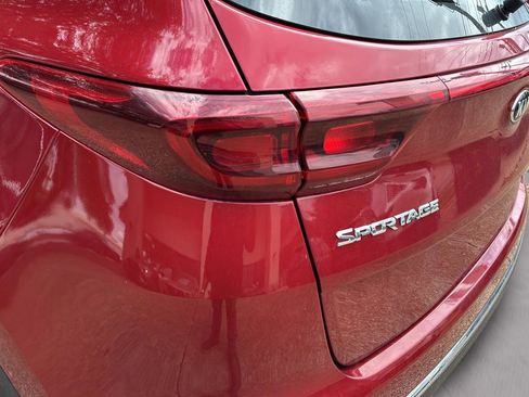 Used 2022 Kia Sportage EX w/ EX Technology Package FWD image 44