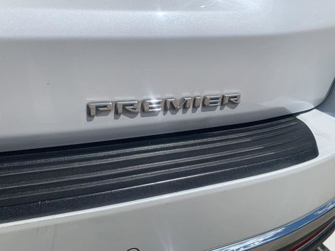 Used 2021 Chevrolet Tahoe Premier image 10