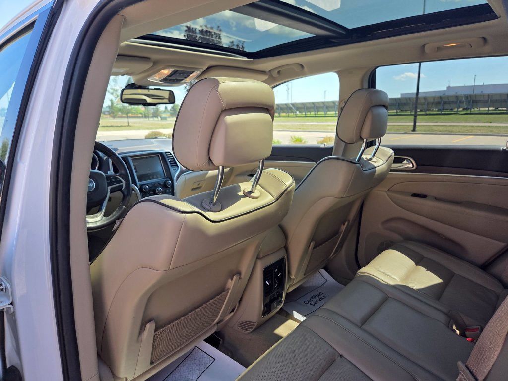 Used 2014 Jeep Grand Cherokee Overland AWD/4WD image 35