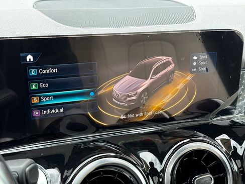 New 2026 Mercedes-Benz GLB 250 image 6