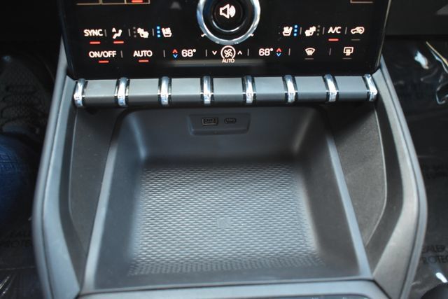 Used 2026 GMC Terrain Elevation w/ Elevation Premium Package AWD/4WD image 32