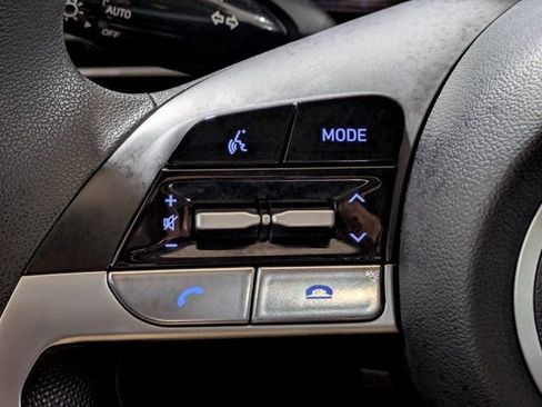 Used 2023 Hyundai Elantra SEL FWD image 23