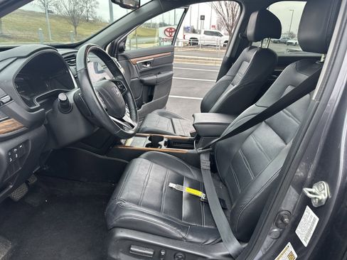 Used 2020 Honda CR-V Touring image 16