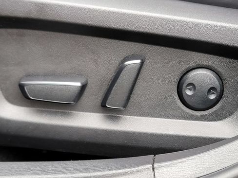 Used 2023 Mitsubishi Outlander SE Black Edition AWD/4WD image 4