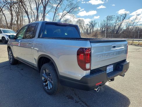 New 2026 Honda Ridgeline Sport image 3