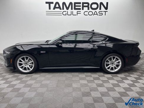 Used 2024 Ford Mustang GT Premium image 6