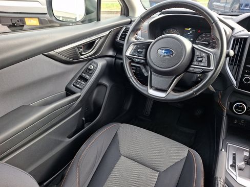 Used 2023 Subaru Crosstrek 2.0i Premium image 14