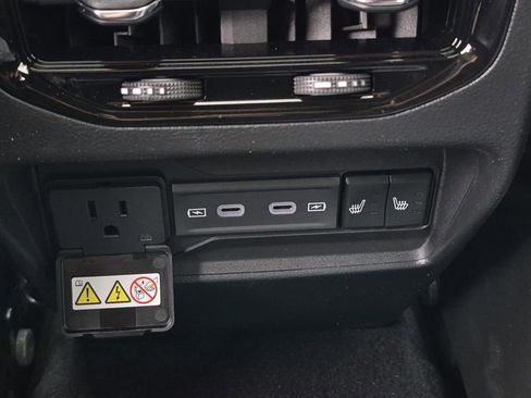 New 2026 Jeep Grand Cherokee Limited AWD/4WD image 14