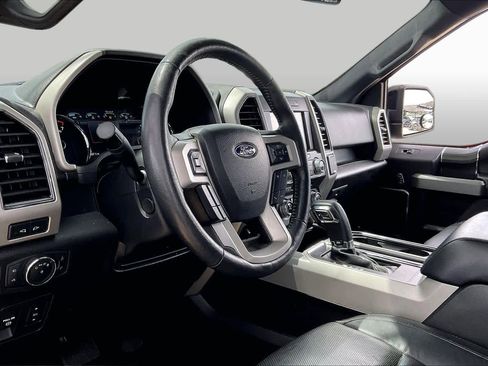 Used 2018 Ford F150 Lariat w/ Equipment Group 502A Luxury AWD/4WD image 18