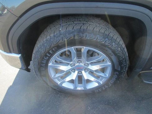 Used 2019 GMC Sierra 1500 SLT image 12