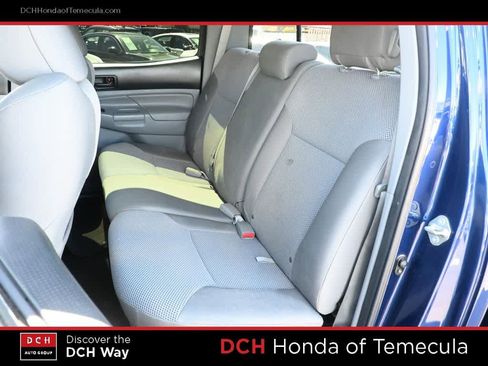 Used 2014 Toyota Tacoma 4x4 Double Cab w/ TRD Off-Road Package image 19