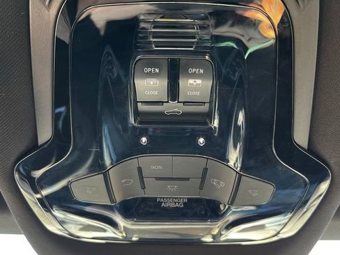 Used 2024 Alfa Romeo Tonale Veloce w/ Premium Interior Package image 26