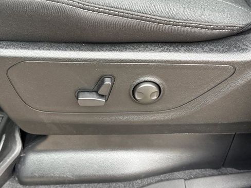 New 2026 RAM 1500 Big Horn AWD/4WD image 13