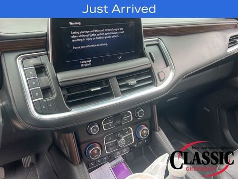 Used 2021 Chevrolet Tahoe High Country w/ Premium Package image 17