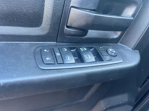 Used 2017 RAM 1500 ST w/ SXT Appearance Group AWD/4WD image 20
