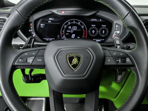 Used 2023 Lamborghini Urus S image 30