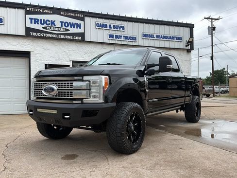 Used 2017 Ford F350 Platinum w/ Platinum Ultimate Package AWD/4WD image 1