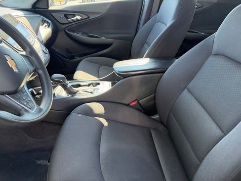 Used 2022 Chevrolet Malibu LT FWD image 10