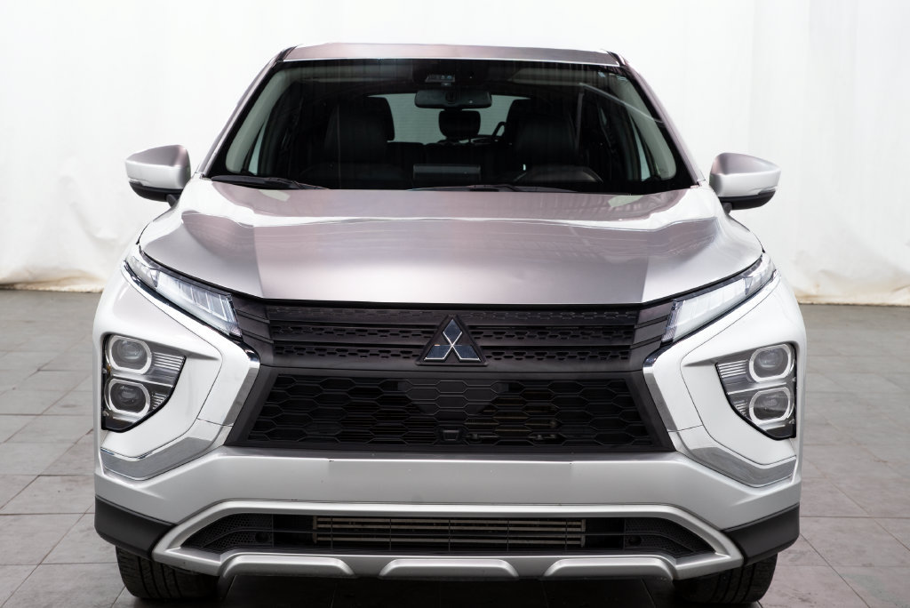 Used 2025 Mitsubishi Eclipse Cross SE AWD/4WD image 2