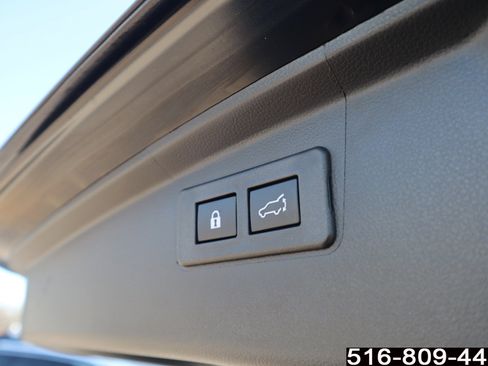 Used 2025 Subaru Outback Premium w/ Popular Package #1 image 30