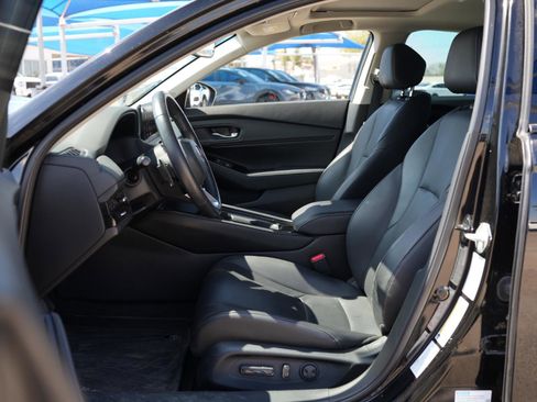 Used 2023 Honda Accord Touring image 15