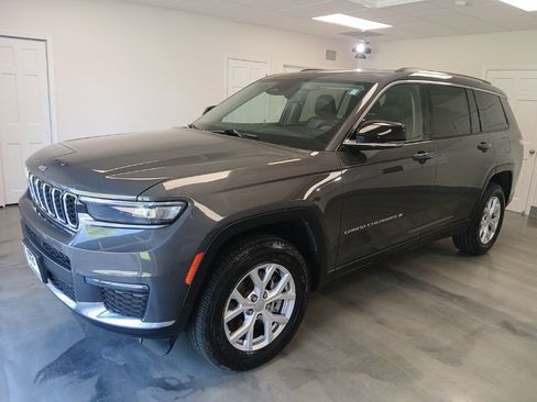 Used 2021 Jeep Grand Cherokee L Limited AWD/4WD image 4
