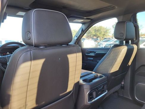 Used 2024 GMC Sierra 1500 Denali w/ Denali Reserve Package image 36