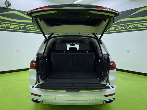 Used 2022 BMW X7 xDrive40i image 9