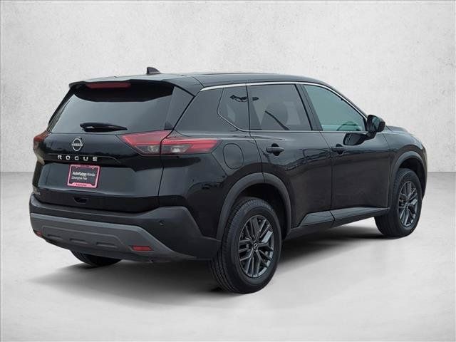 Used 2023 Nissan Rogue S FWD image 6
